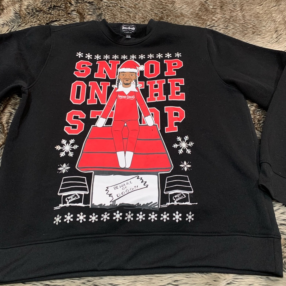 Dogg Supply Snoop on the Stoop Christmas Fleece crewneck sweatshirt size XL